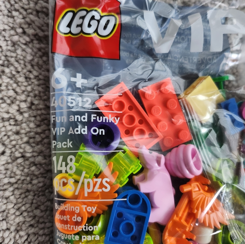 Lego VIP Fun and Funky Pack - Picture 3 of 5